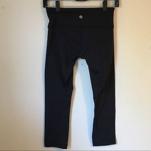 Lululemon Black Mid-Calf Legging